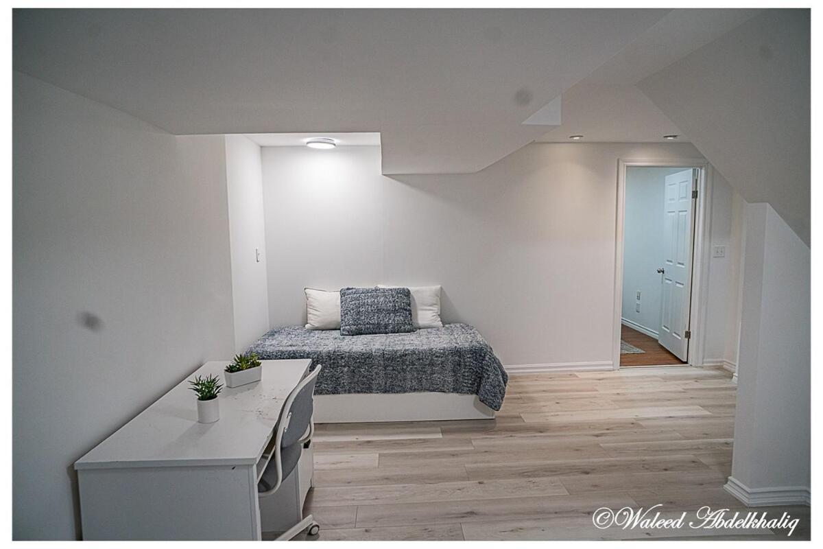 Sunroom House - 4 Bedrooms Mississauga Exterior foto